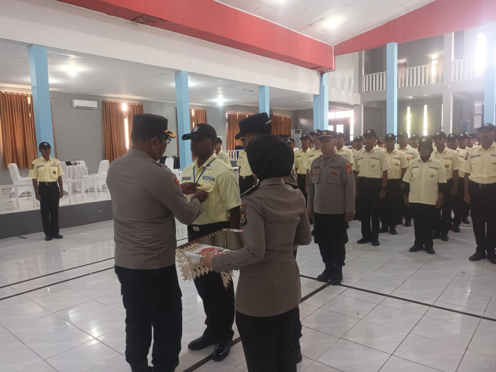 Dirbinmas Polda Maluku Tutup Pelatihan Satpam Garda Pratama, Tegaskan Peran Satpam Hapus Stigma “Maluku Suka Ribut”