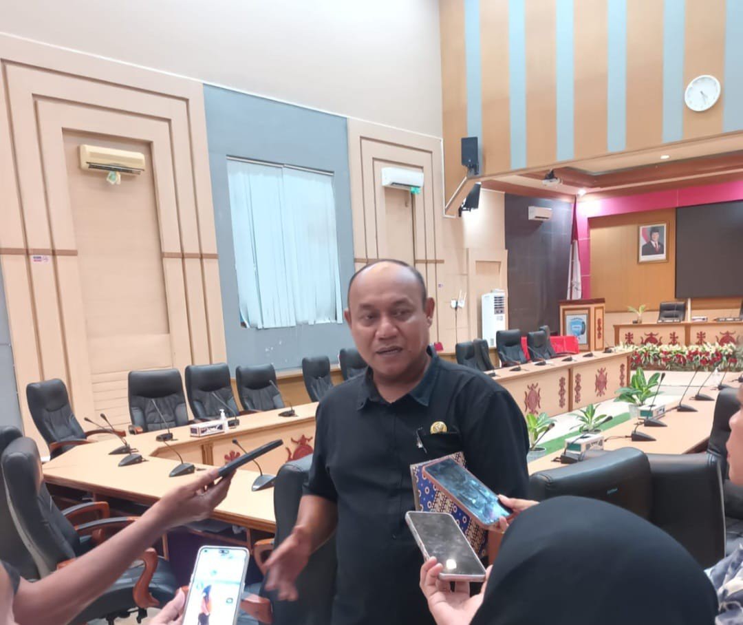 Panja DPRD Kota Ambon Libatkan Lurah, Kades dan Raja Lakukan Sensus Objek Pajak dan Retribusi
