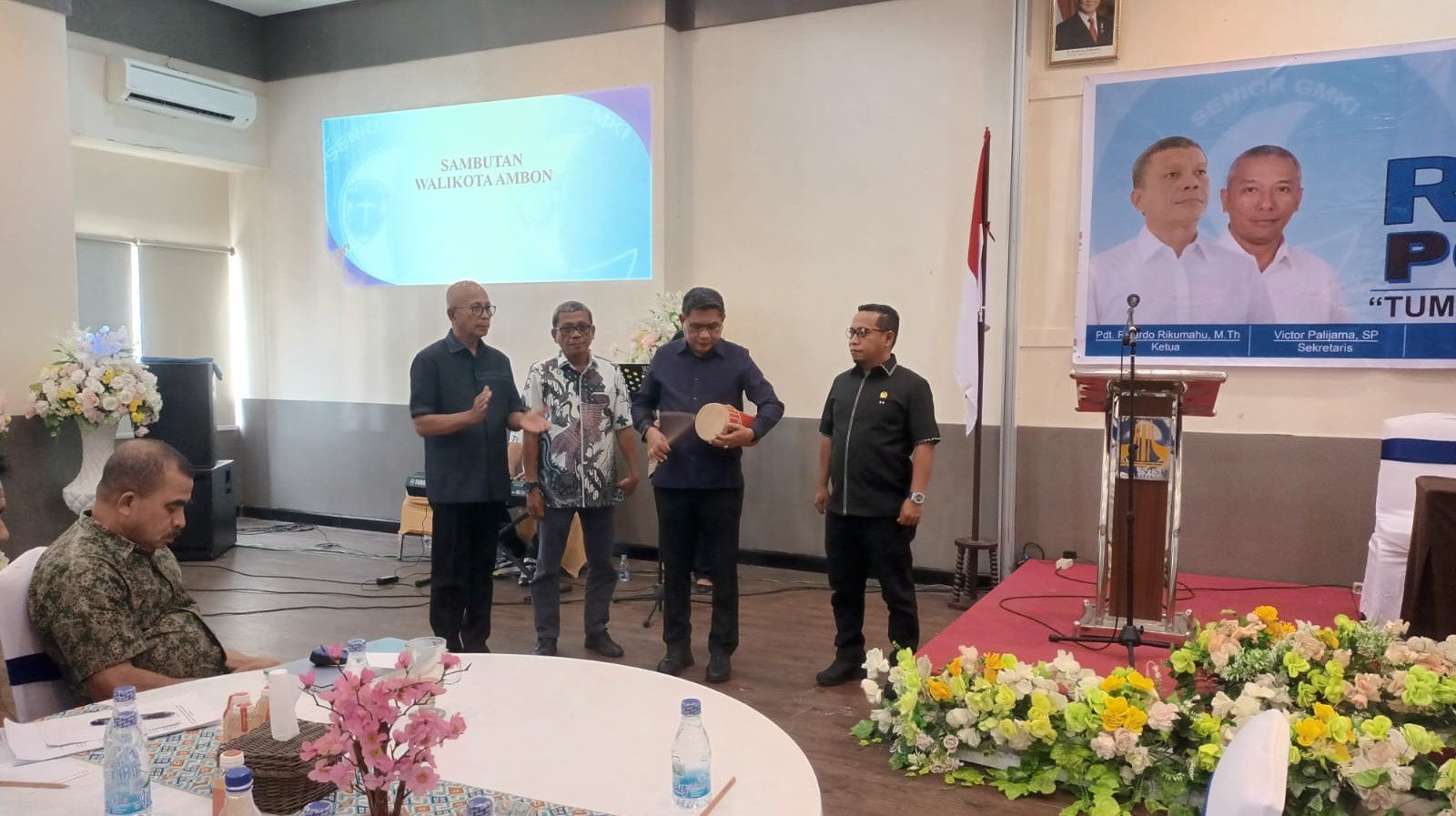 Wali Kota Ambon Buka Raker PCPS GMKI Ambon, Dorong Konsolidasi dan Peran Strategis Alumni