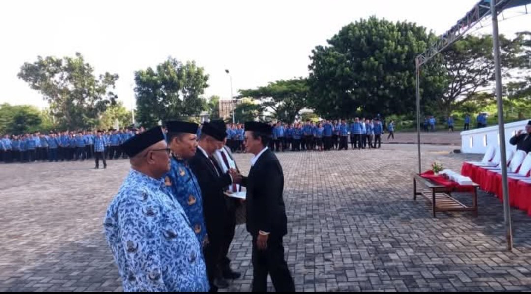 Hidupkan Semangat Pancasila : Wabup Tanimbar, dr. Juliana Ch. Ratauanak Pimpin Upacara Harlah Pancasila di Saumlaki