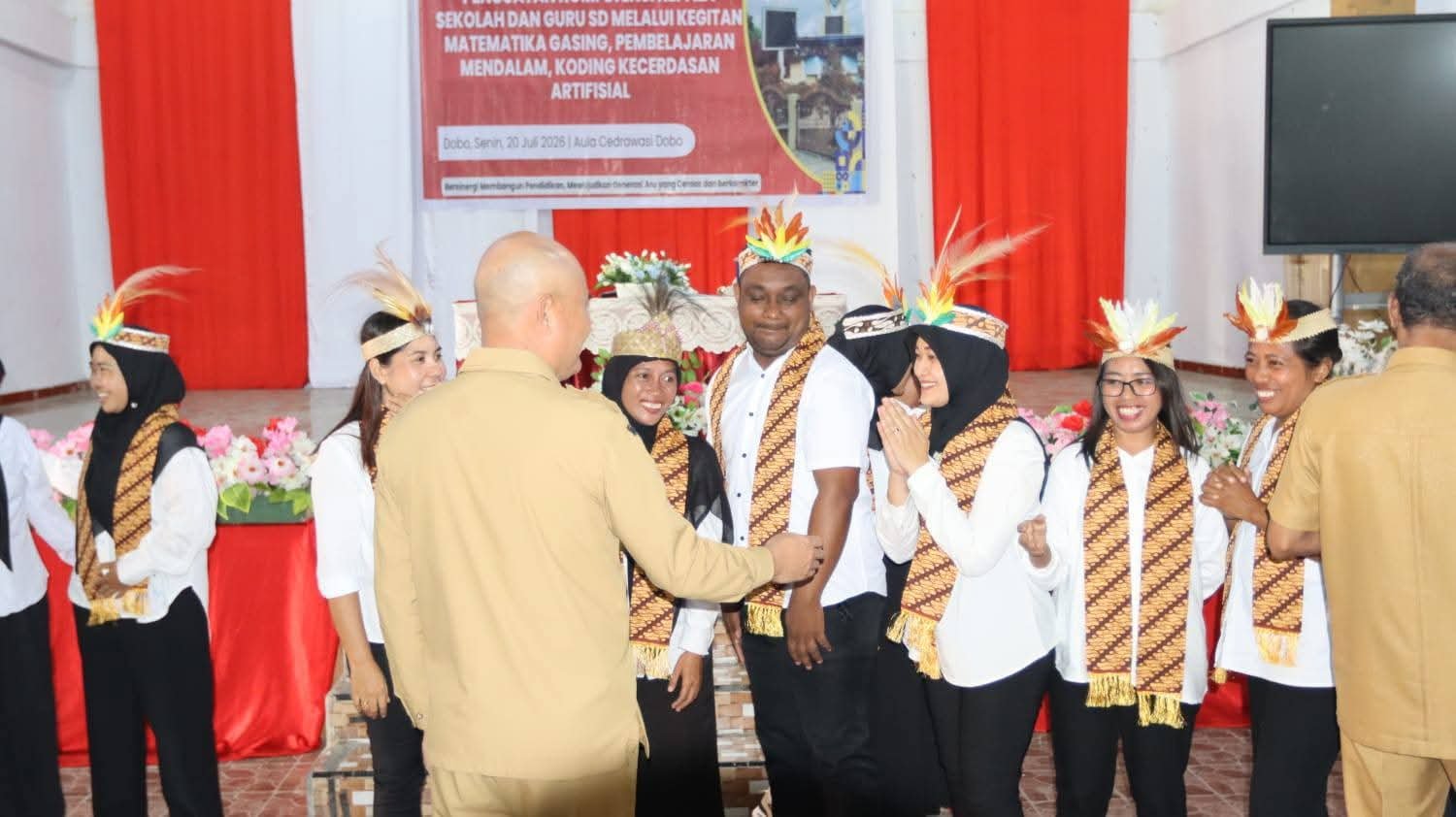 Bupati Kaidel: Pendidikan Berkualitas Dimulai dari Guru yang Terus Belajar