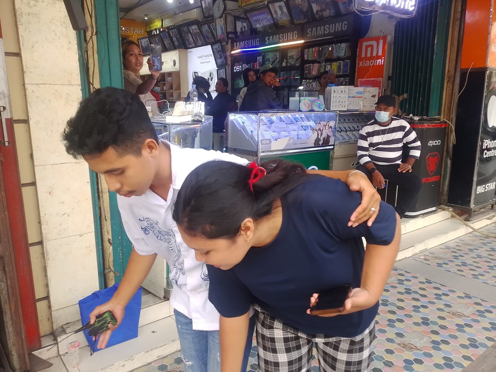 DIDUGA KEPALA TOKO BIG STAR GELAPKAN GAJI DUA KARYAWAN PEREMPUAN DI AMBON