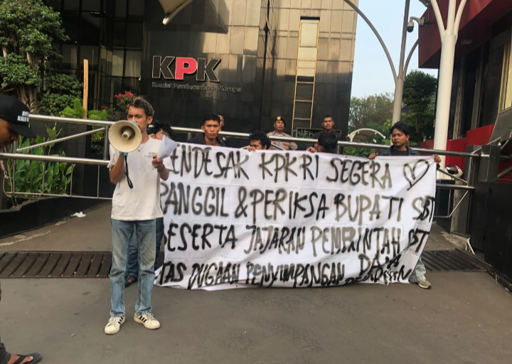 PPSBT JABODETABEK DESAK KPK USUT TUNTAS DUGAAN PEMOTONGAN 10% DANA REVITALISASI SEKOLAH DI SBT